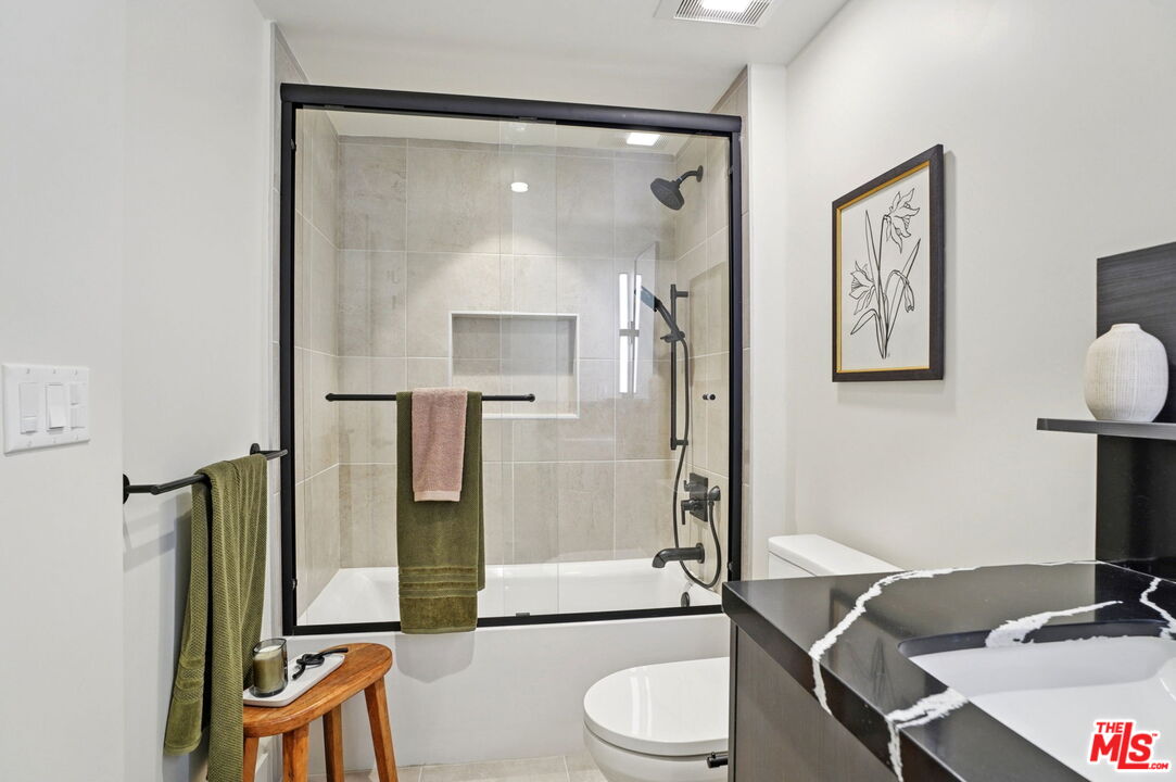 1110 S Spaulding Ave Unit: PH2