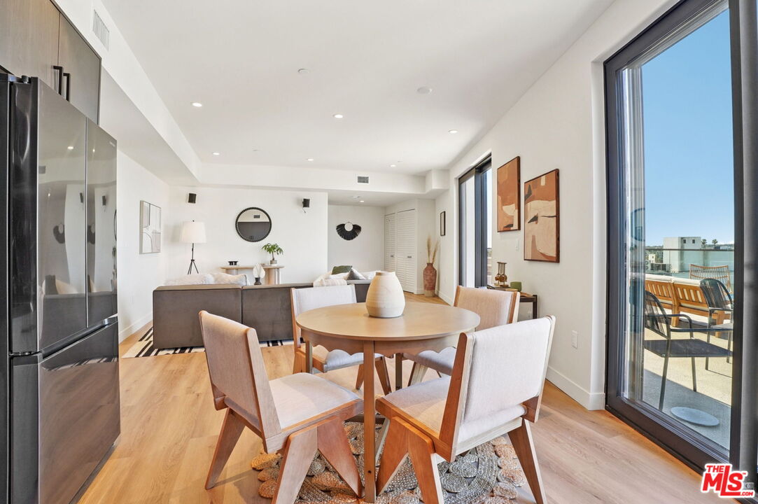 1110 S Spaulding Ave Unit: PH2