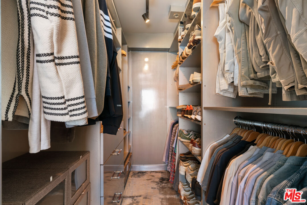 201 Ocean Ave Unit: 903P