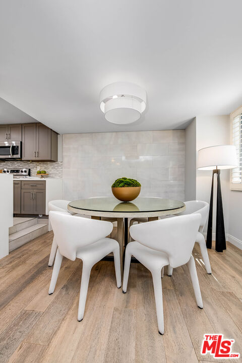 441 N Oakhurst Dr Unit: 203