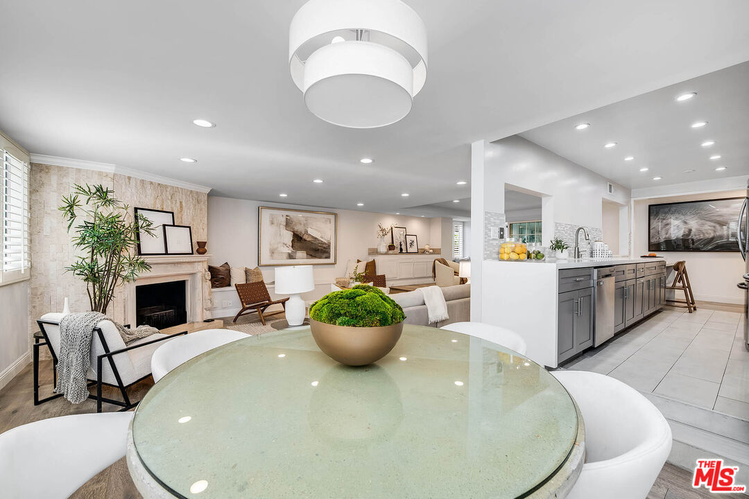 441 N Oakhurst Dr Unit: 203