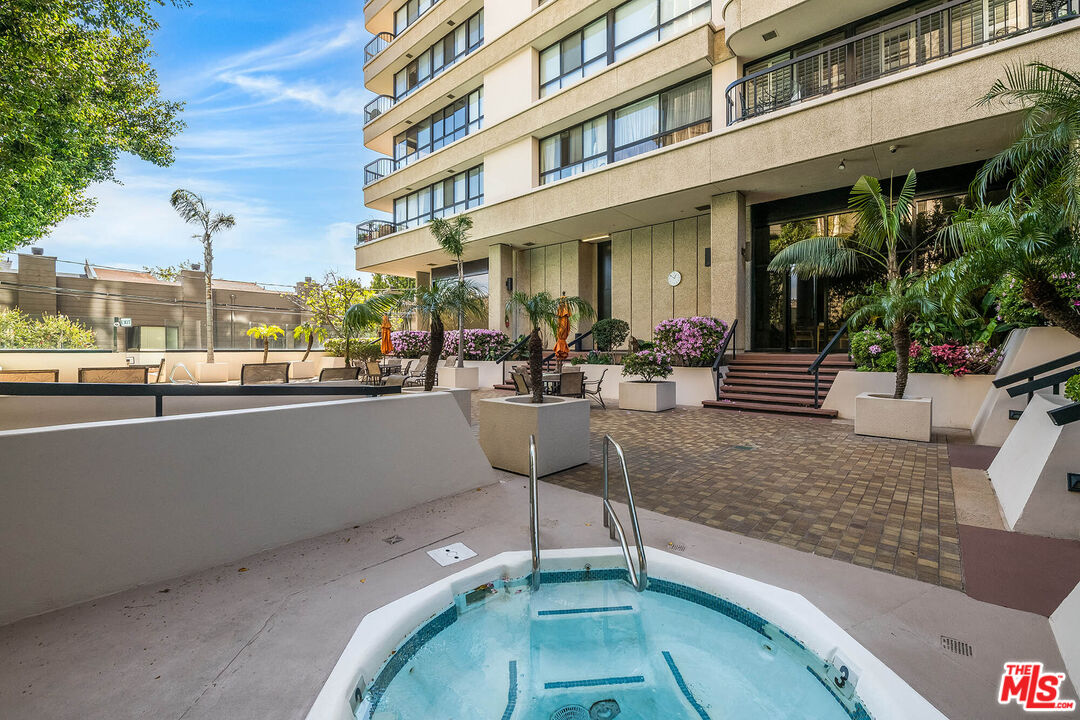 10790 Wilshire Blvd Unit: 504