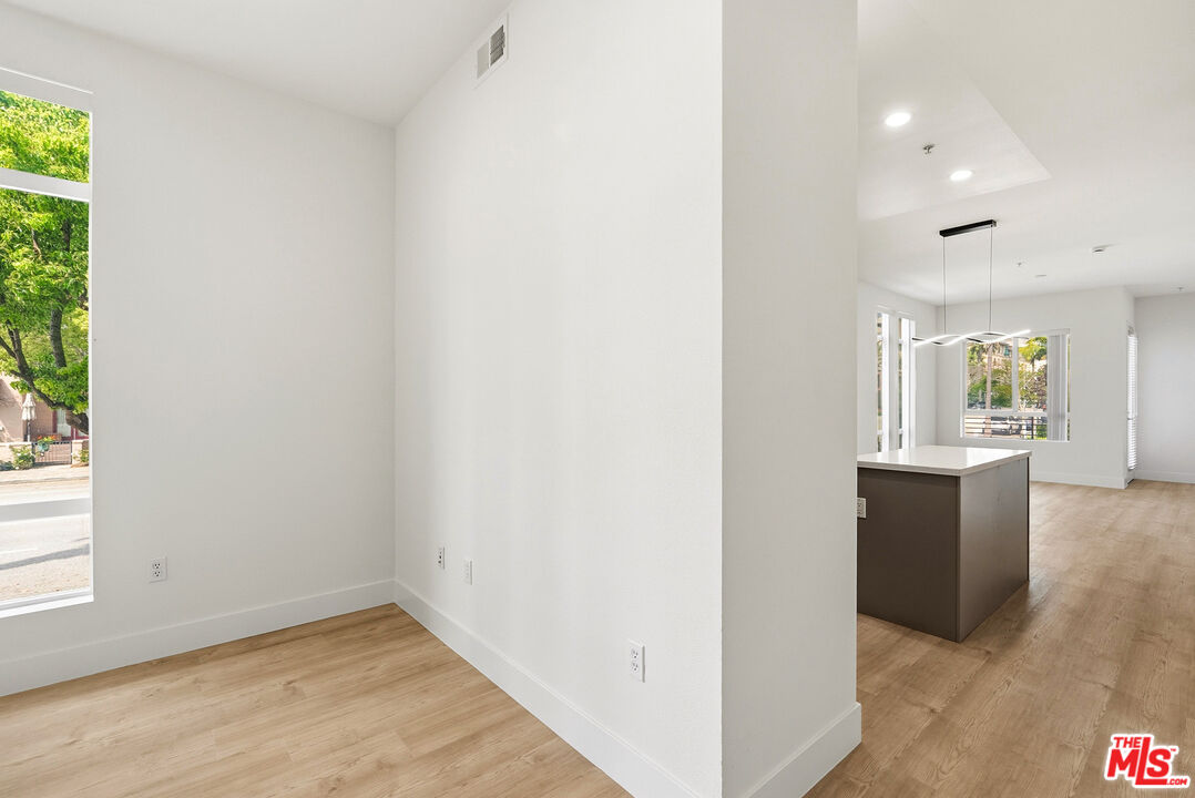 12920 Runway Rd Unit: 120