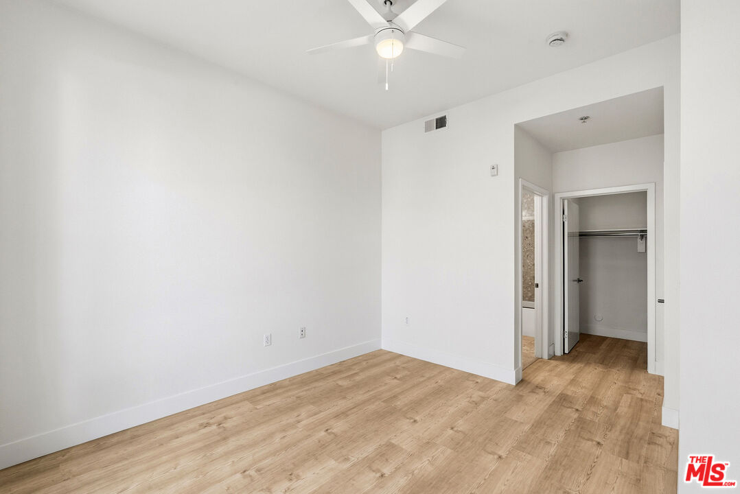 12920 Runway Rd Unit: 120