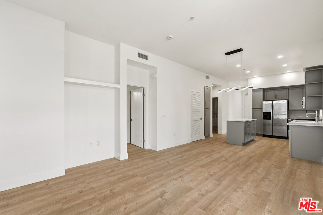 12920 Runway Rd Unit: 120