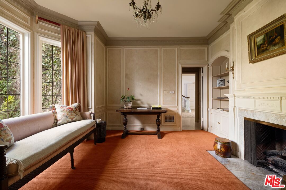 214 S Beverly Glen Blvd