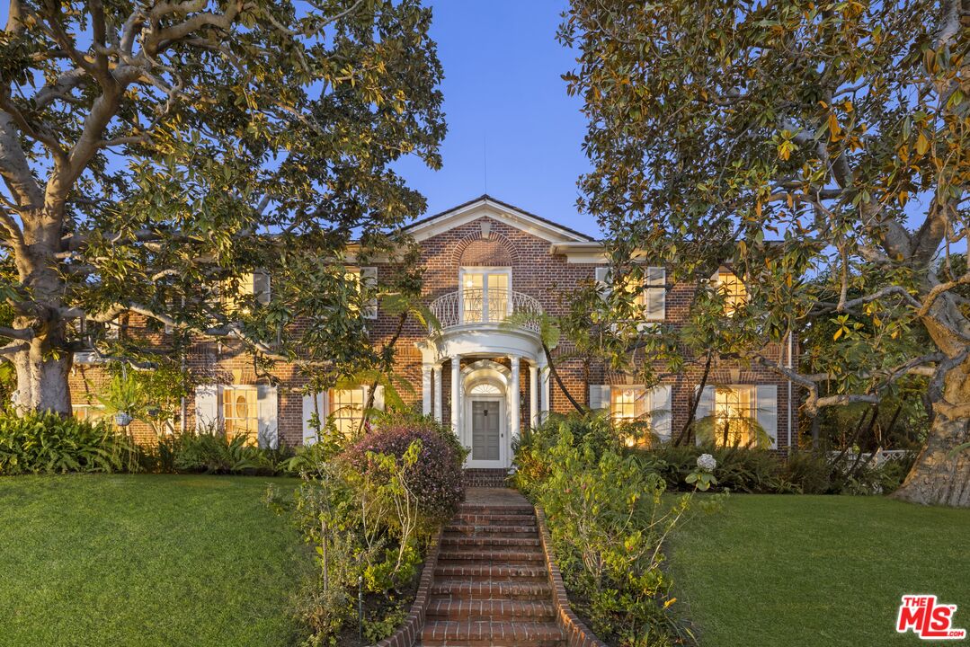 214 S Beverly Glen Blvd