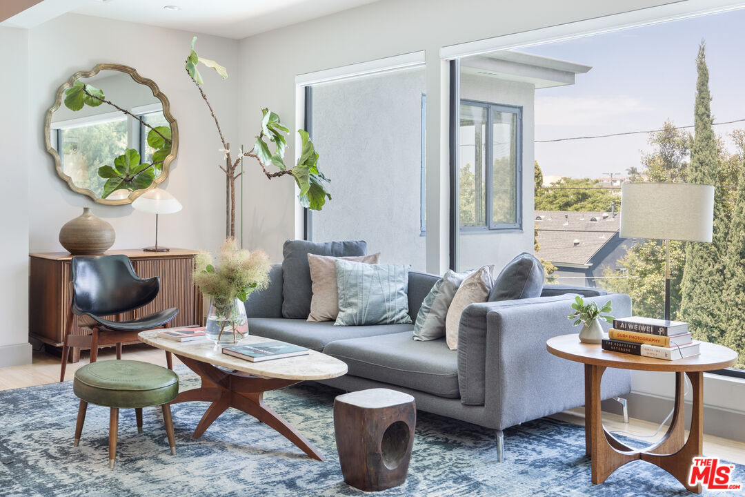 1256 Beverly Green Dr