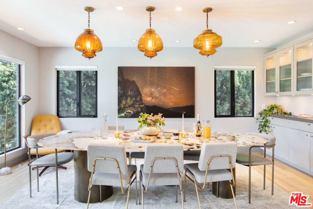 1256 Beverly Green Dr