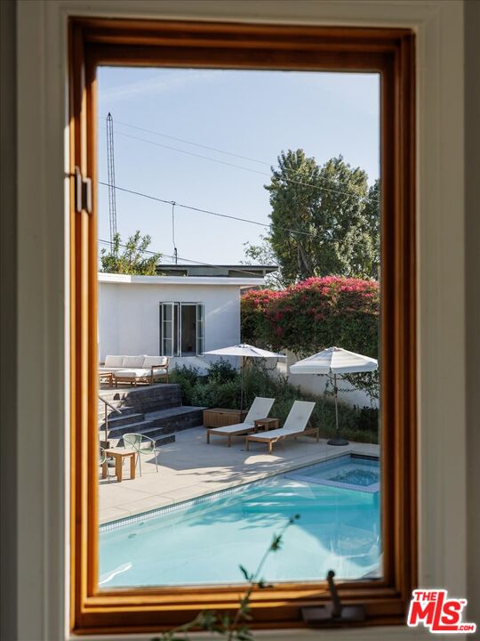 804 Mount Washington Dr