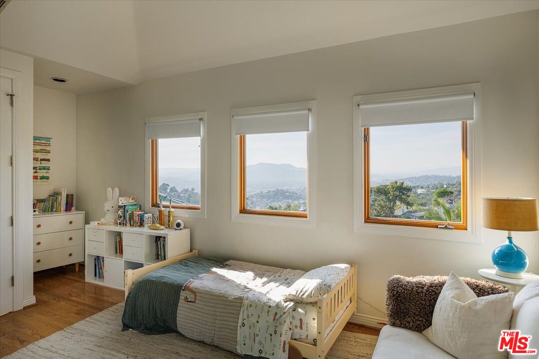 804 Mount Washington Dr