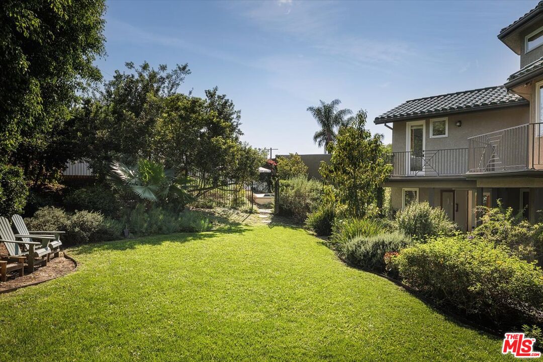 804 Mount Washington Dr