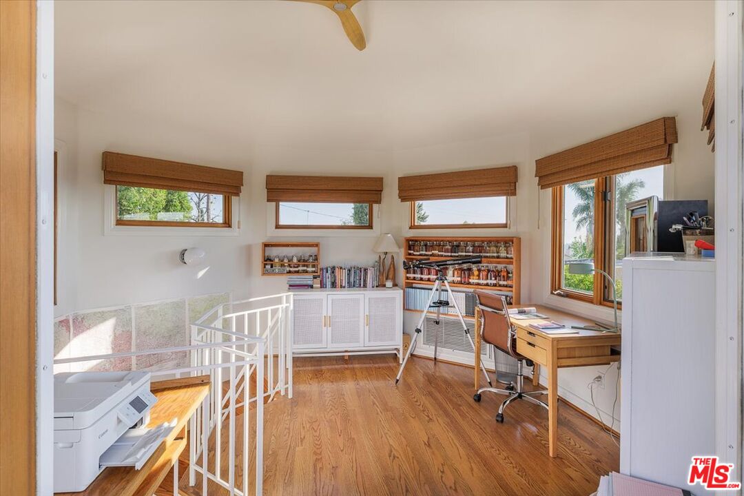 804 Mount Washington Dr