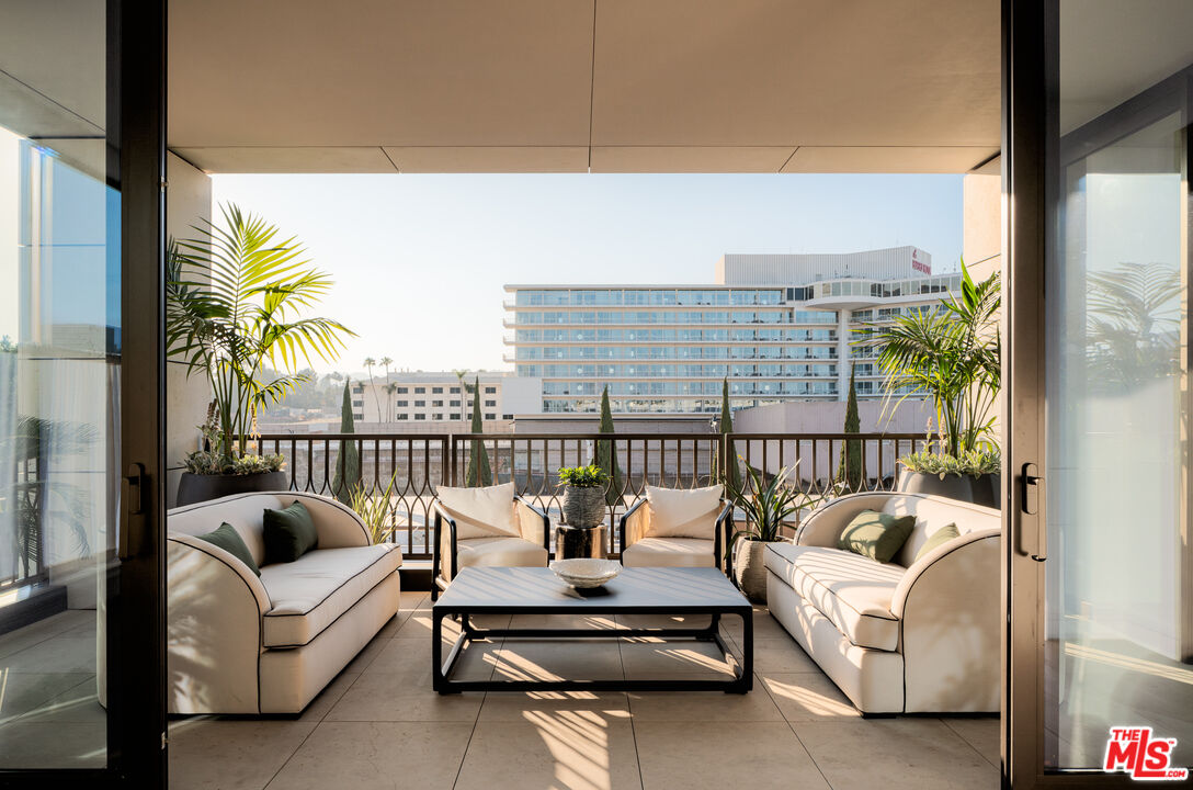 9900 S Santa Monica Blvd Unit: PHE