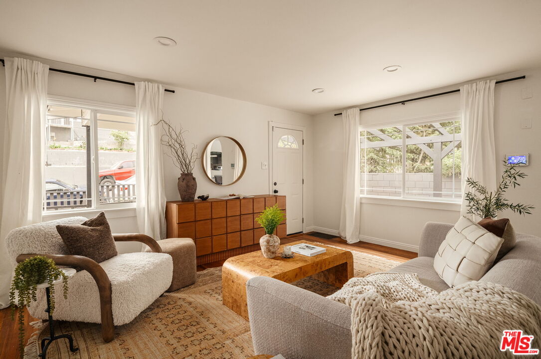 3107 Pueblo Ave