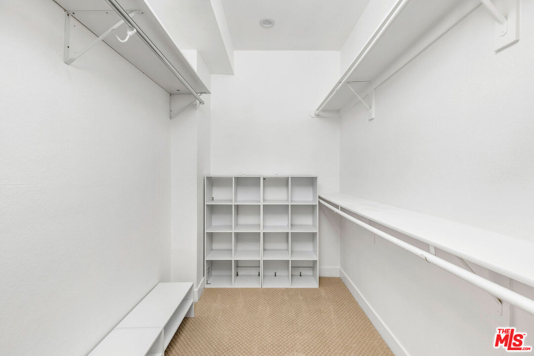 9800 Vidor Dr Unit: 203