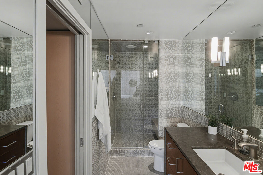 720 Huntley Dr Unit: 202