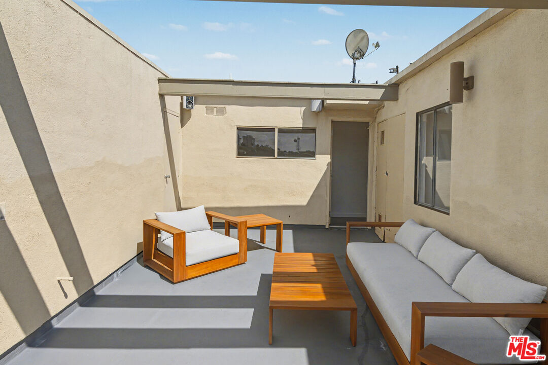 720 Huntley Dr Unit: 202