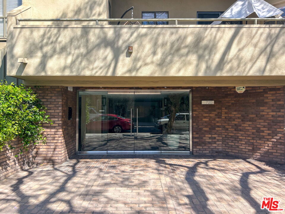 720 Huntley Dr Unit: 202