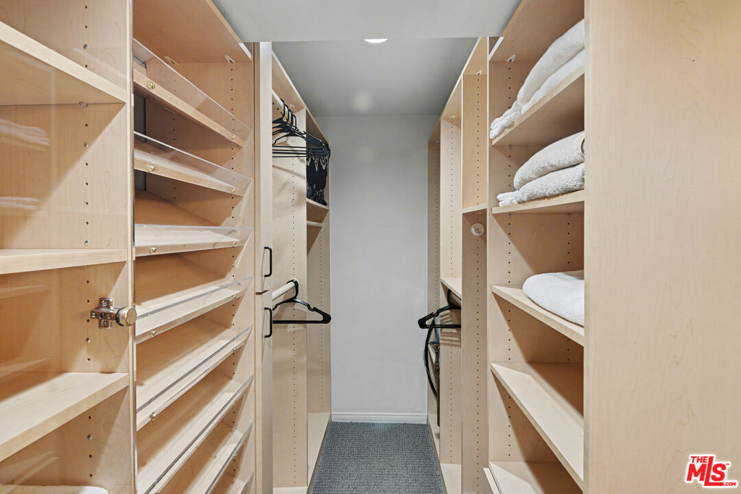 720 Huntley Dr Unit: 202