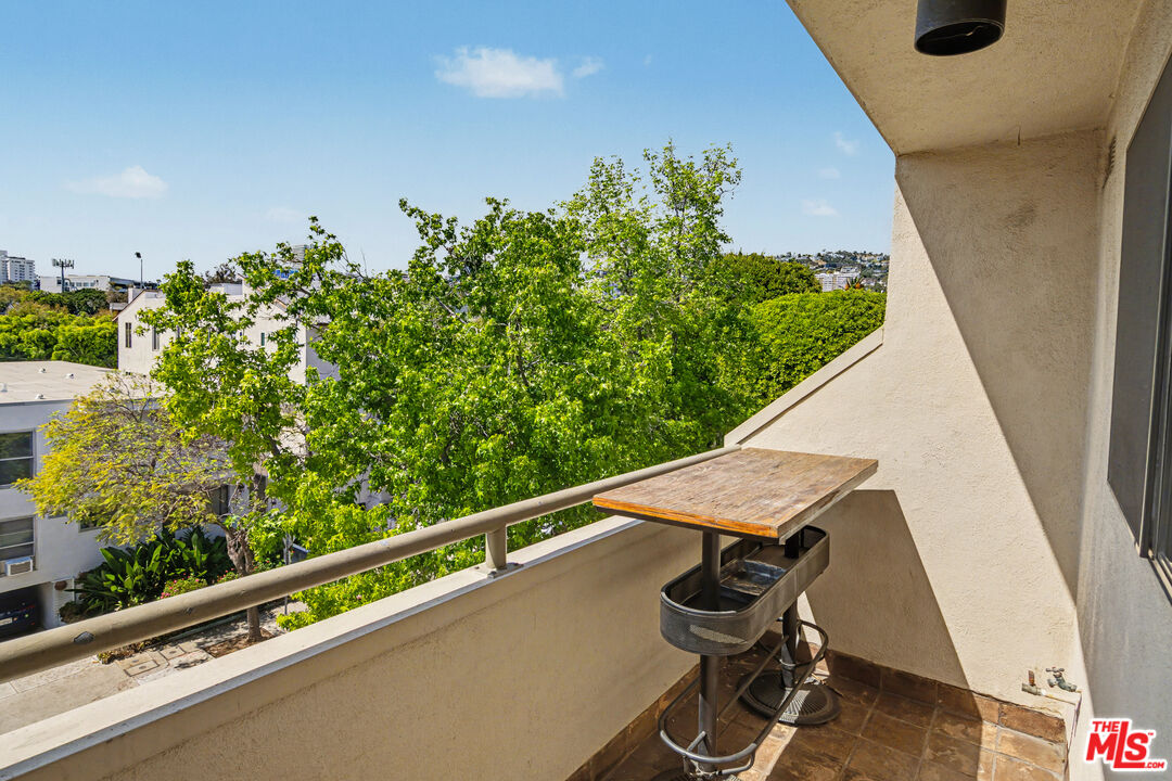 720 Huntley Dr Unit: 202