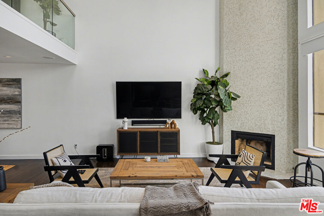 720 Huntley Dr Unit: 202