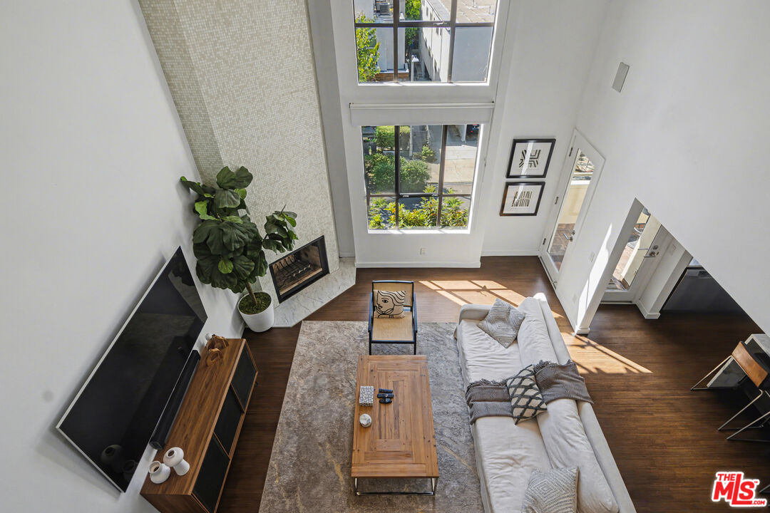 720 Huntley Dr Unit: 202