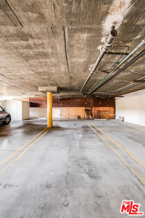 445 Washington Blvd Unit: 10