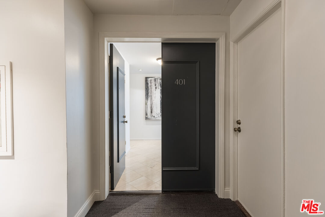 121 S Palm Dr Unit: 401