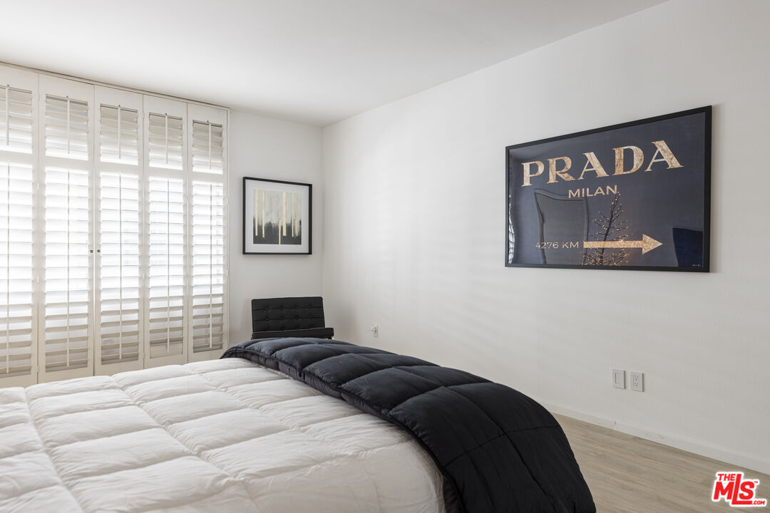 121 S Palm Dr Unit: 401