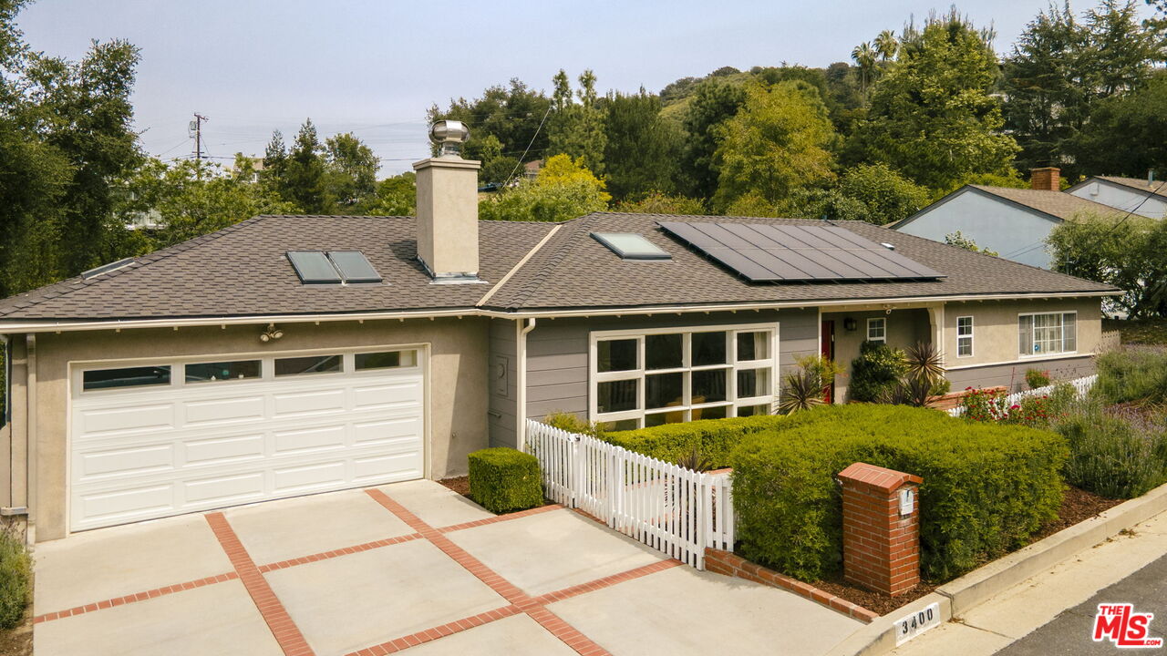 3400 Camino De La Cumbre