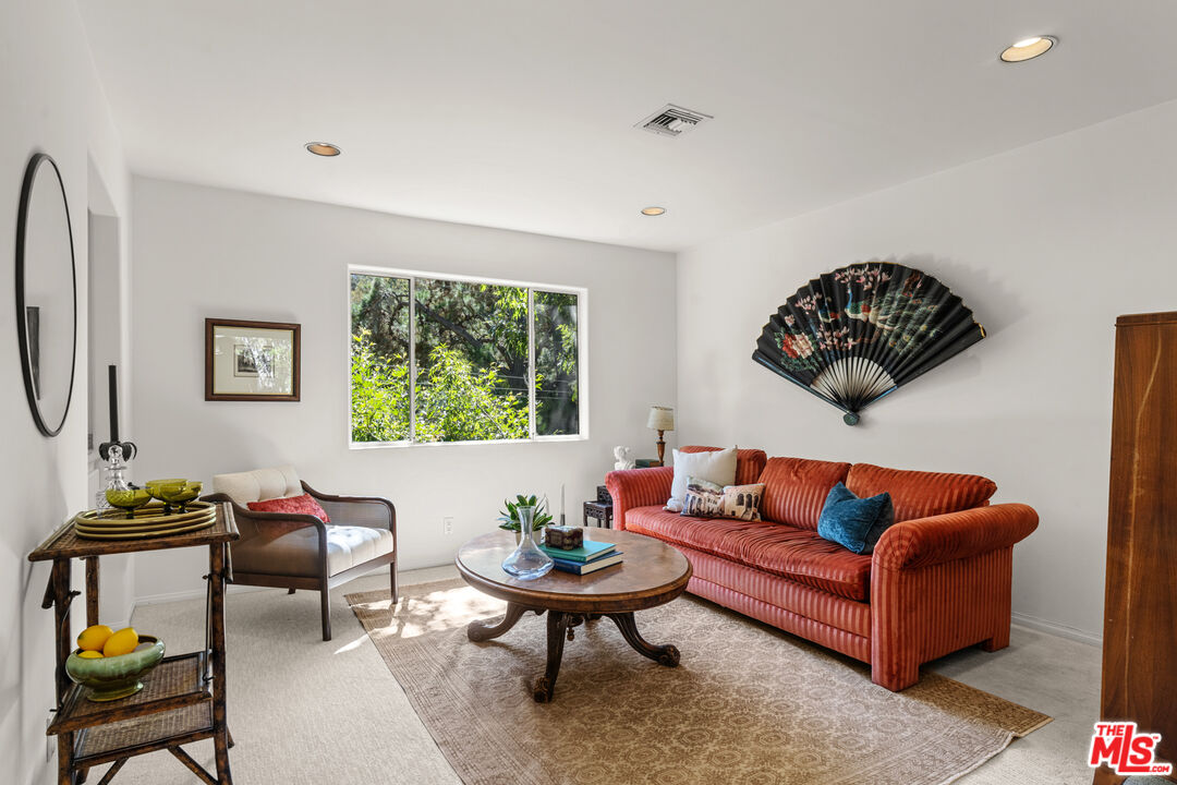 10055 Reevesbury Dr