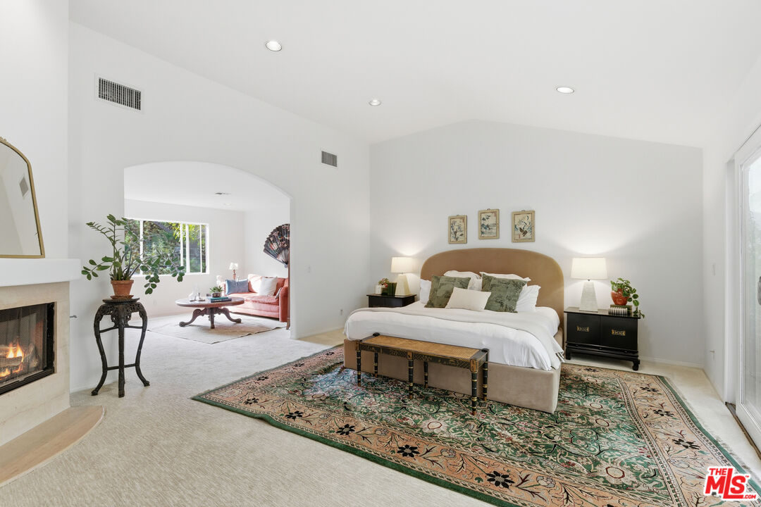 10055 Reevesbury Dr