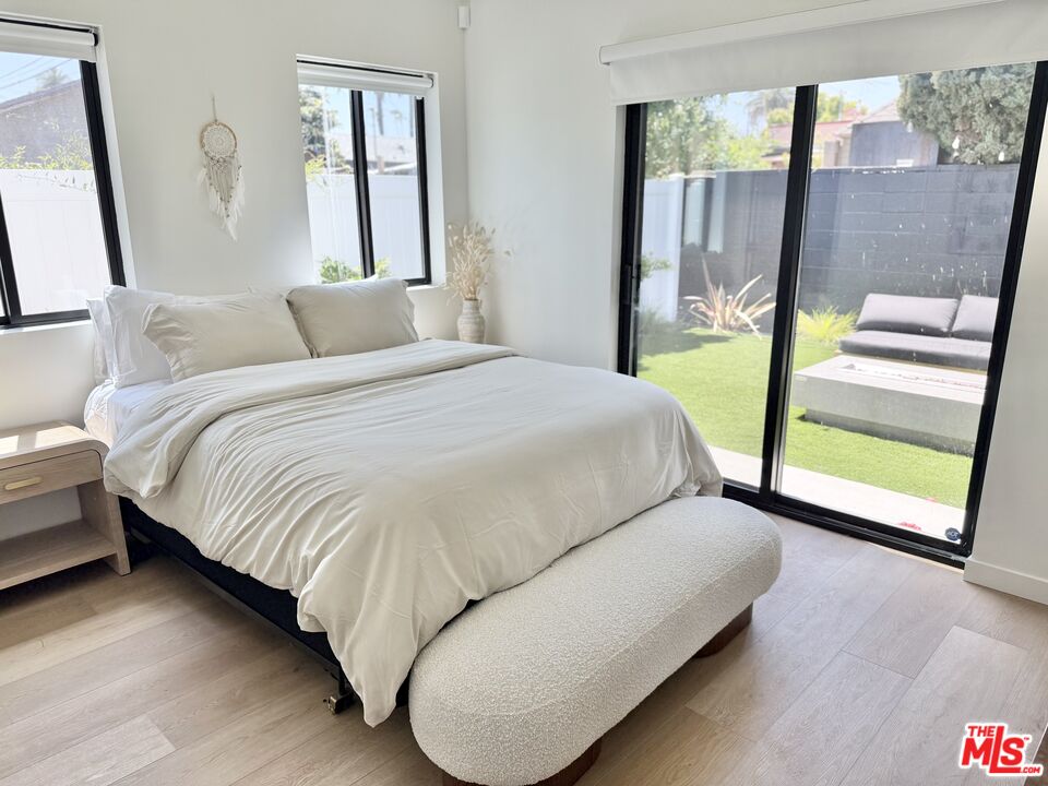 2911 S Rimpau Blvd Unit: 2909