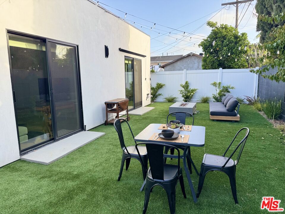 2911 S Rimpau Blvd Unit: 2909