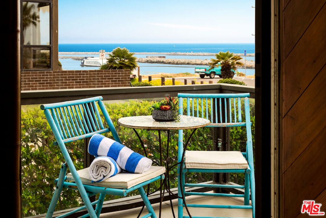 6209 Pacific Ave Unit: 104