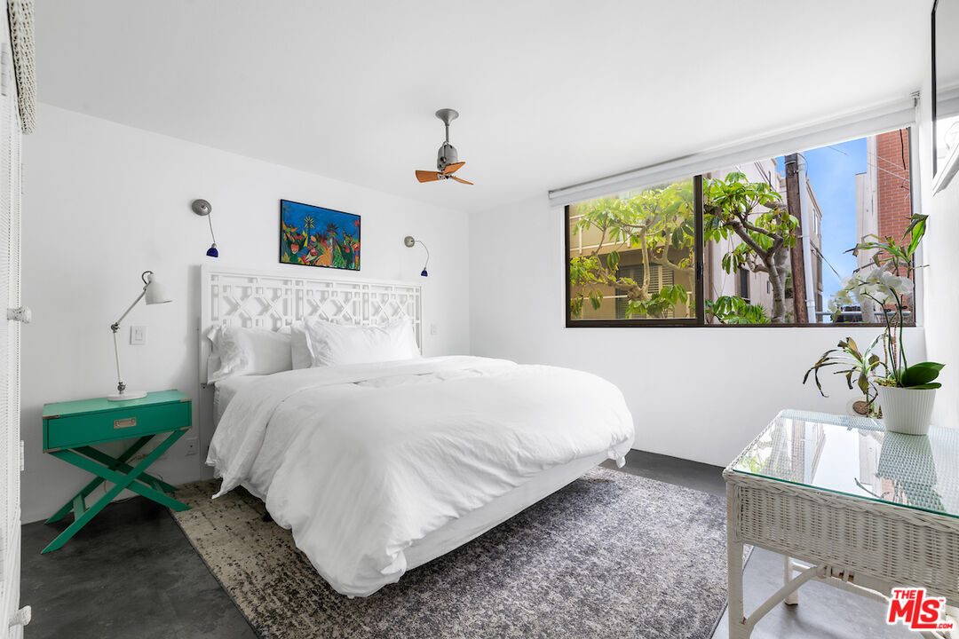 6209 Pacific Ave Unit: 104