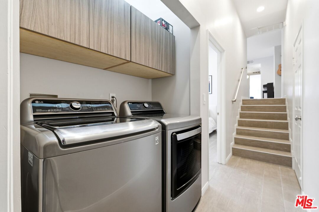 1842 Greenfield Ave Unit: 102