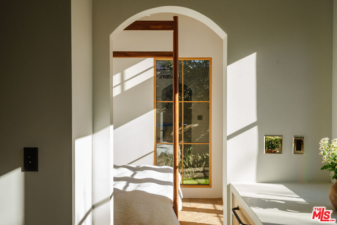 2640 Clyde Ave Unit: ADU