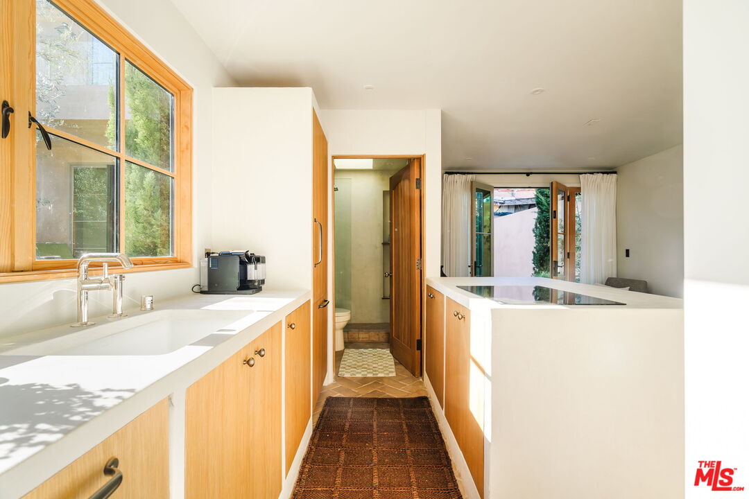 2640 Clyde Ave Unit: ADU