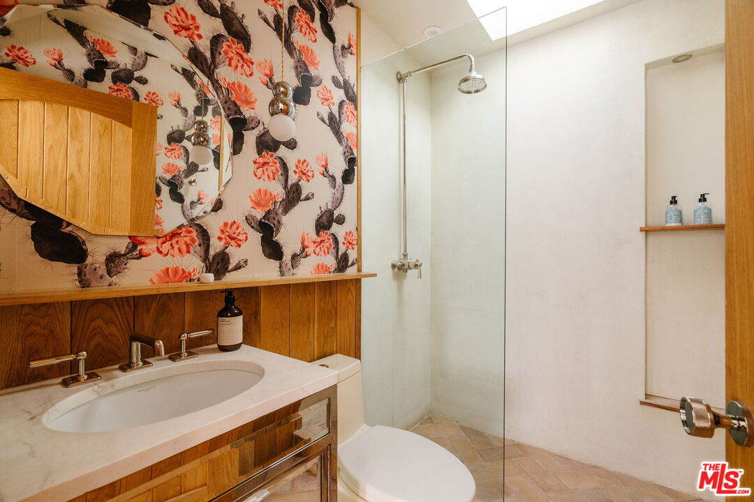 2640 Clyde Ave Unit: ADU