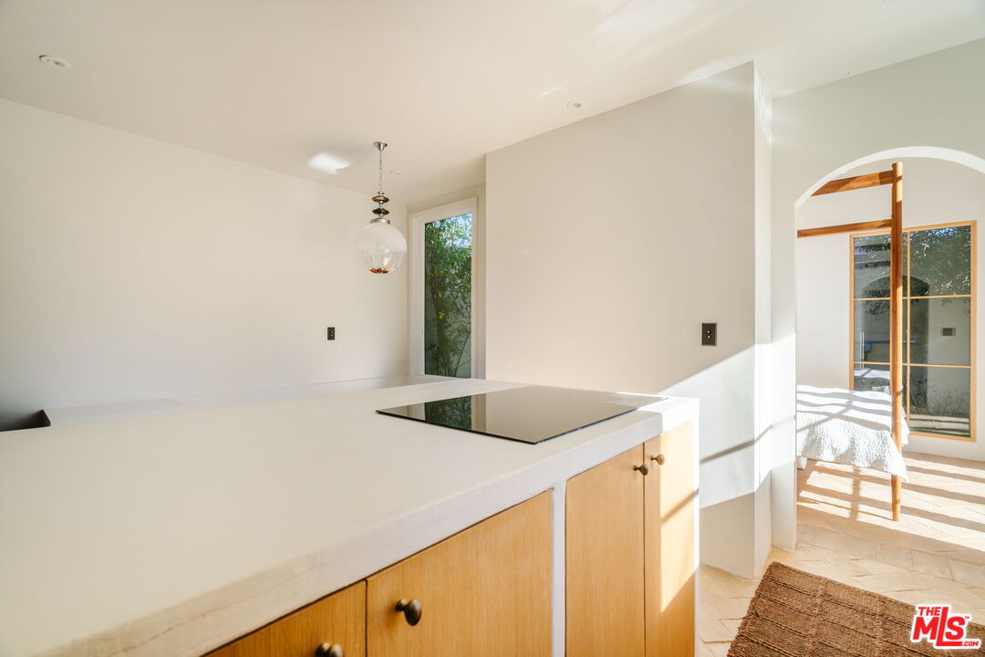 2640 Clyde Ave Unit: ADU