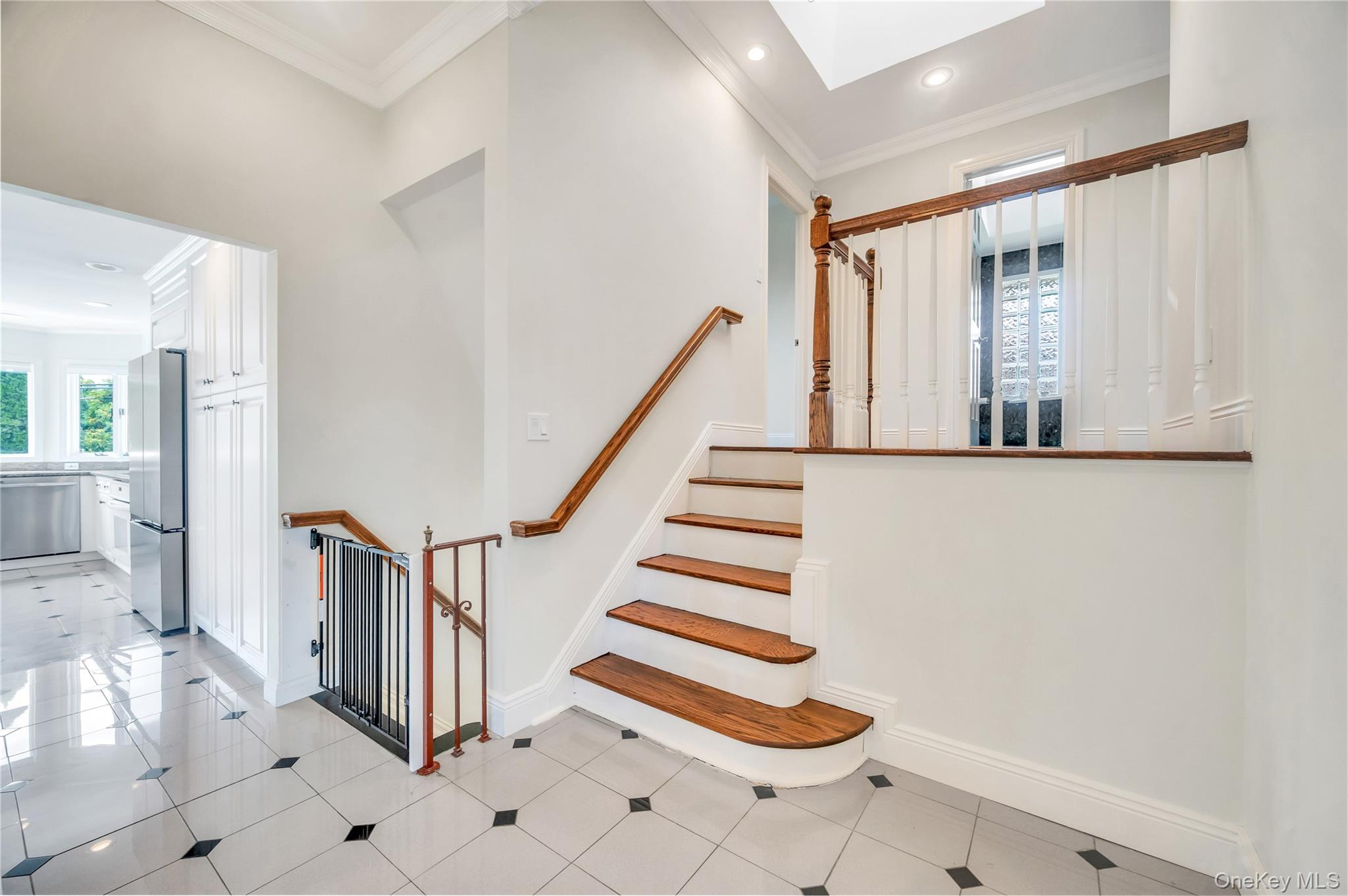 690 Edgewood Drive
