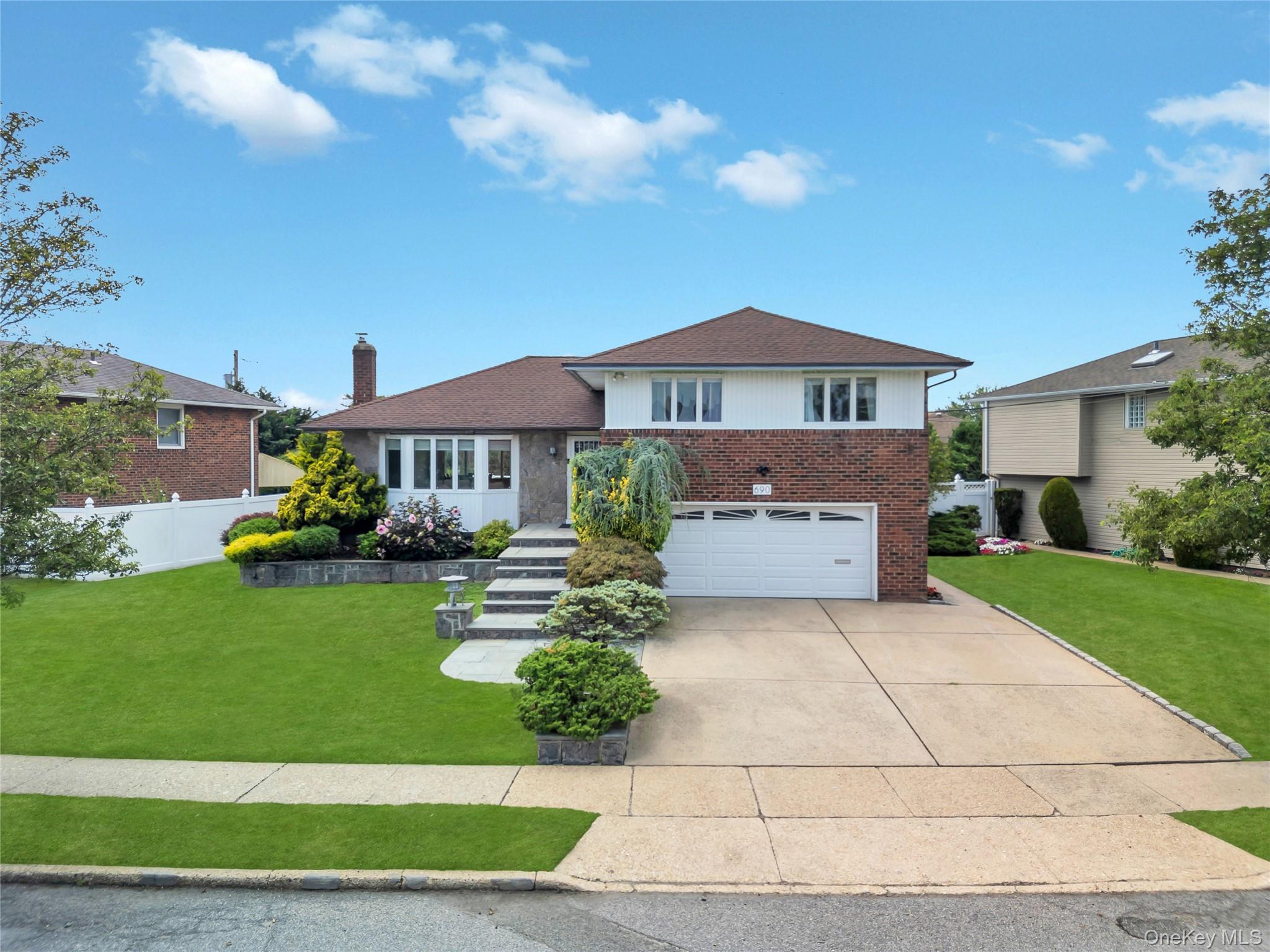 690 Edgewood Drive