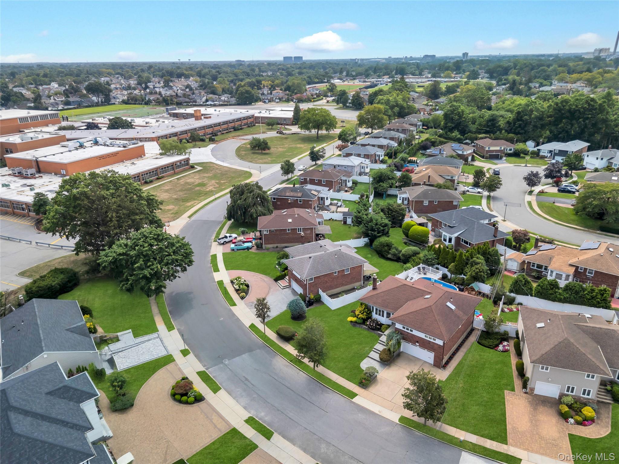 690 Edgewood Drive