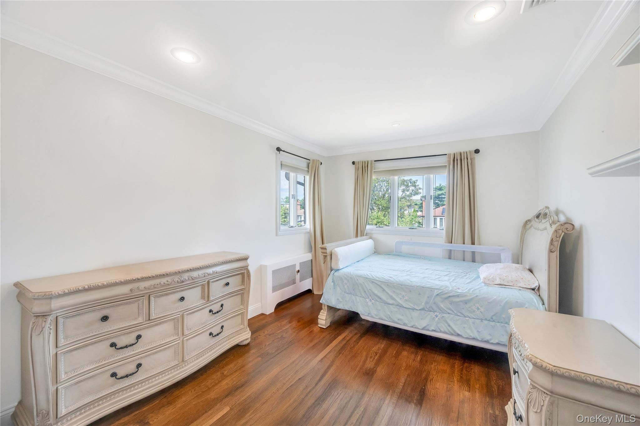 690 Edgewood Drive