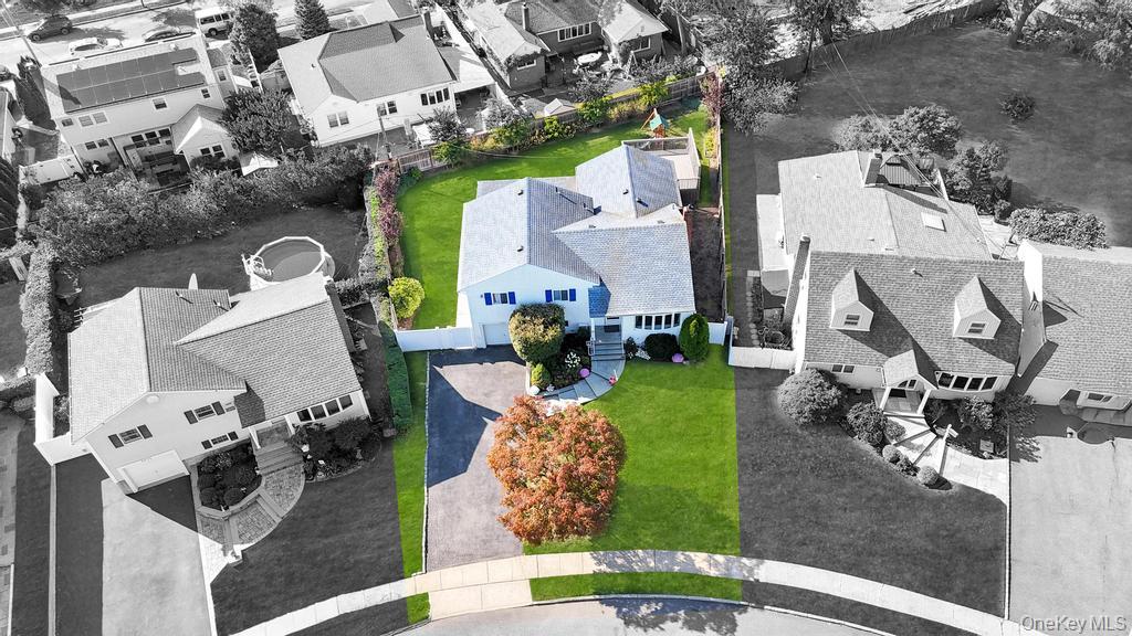 2566 Hyacinth Street