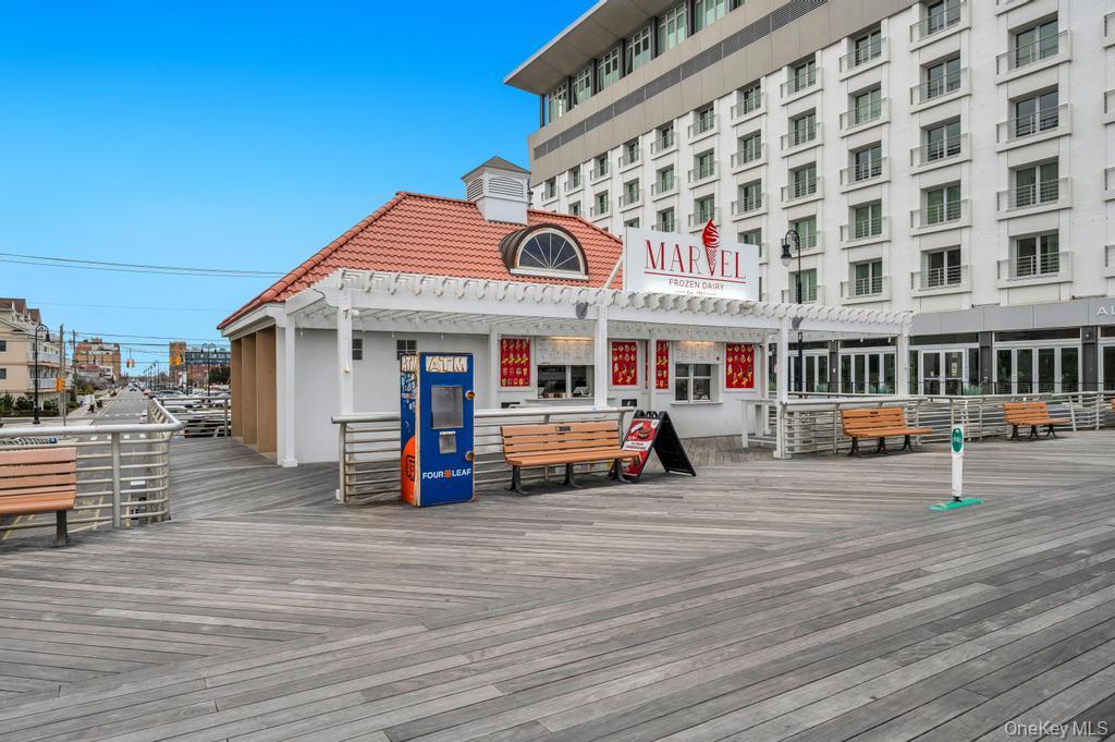 100 W Broadway Unit: 2Bb