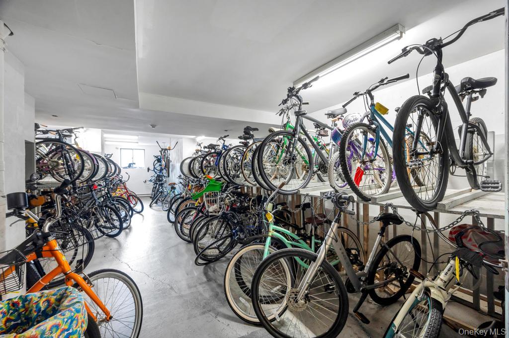 100 W Broadway Unit: 2Bb