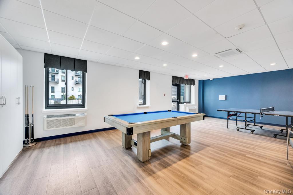 100 W Broadway Unit: 2Bb